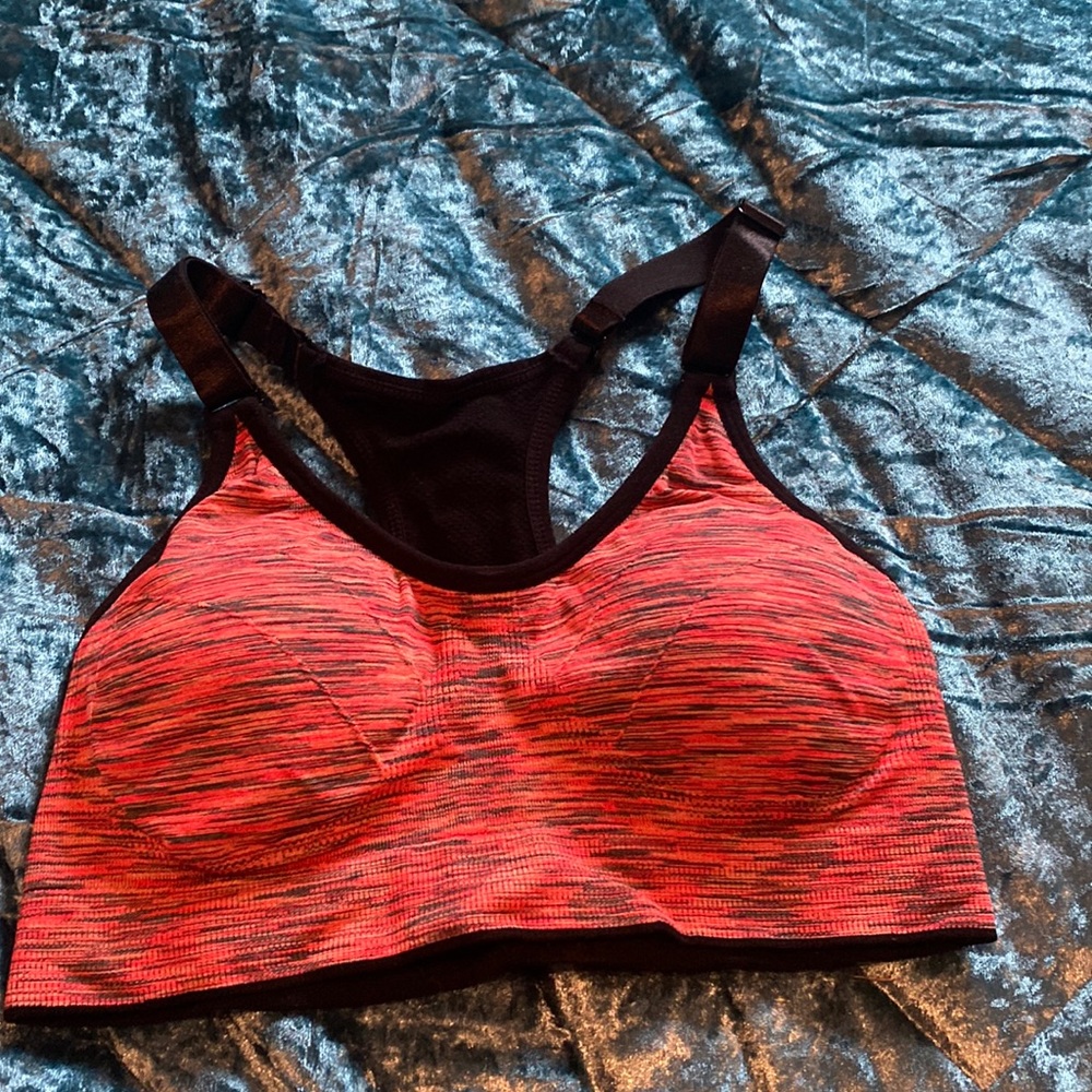 Sports bra medium